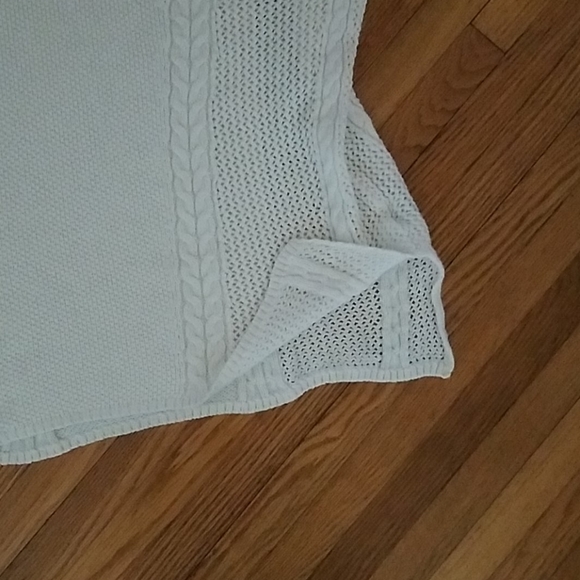 TWO American Eagle Outfitters Sweaters - Picture 5 of 8